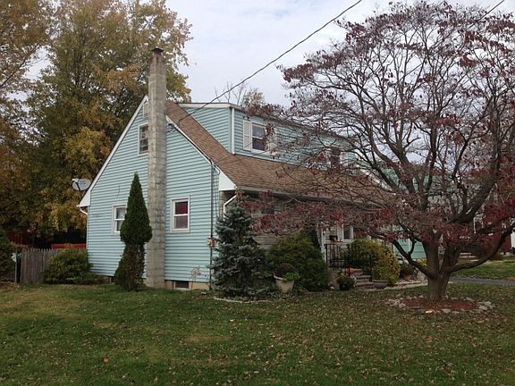 3rd image of 625 Huff Ave