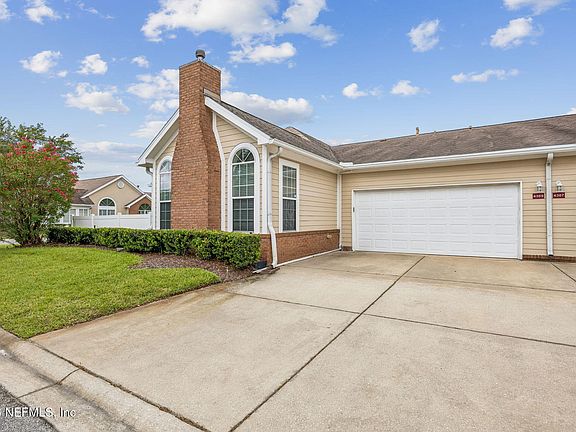 4th image of 4369 EDGEWATER CROSSING Drive #11-2