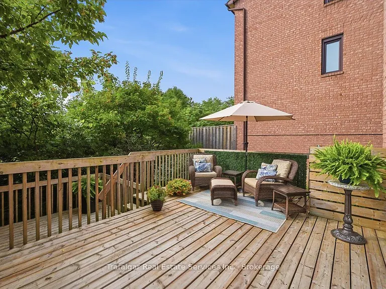 1100 Queens Ave #17 — Photo 24