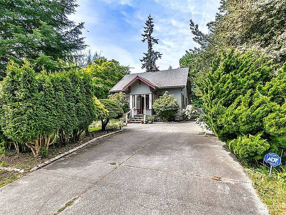 2nd image of 7124 Olympic Dr Drive
