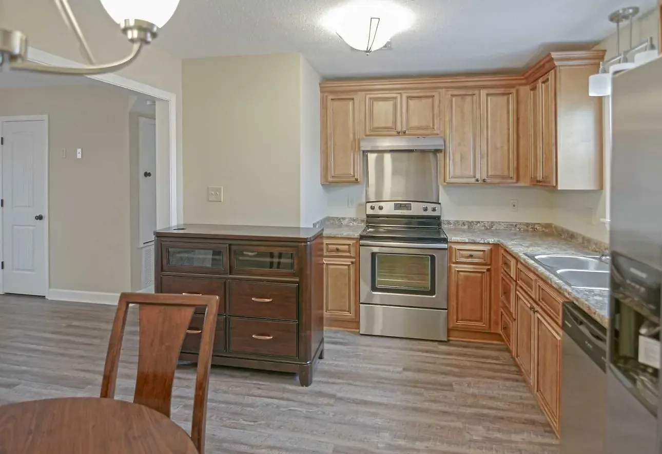 Jackson West Apartments — Photo 3