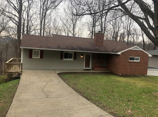 1141 Emerald Rd, Charleston, WV 25314