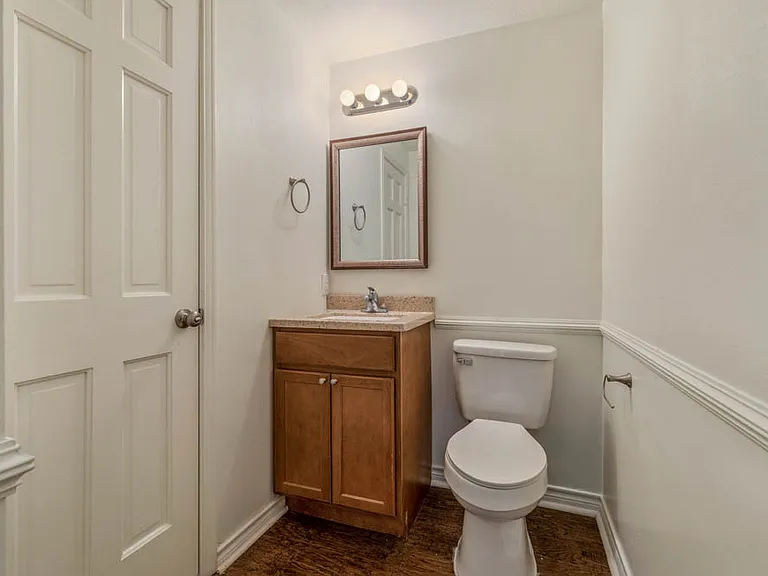 4400 Carter Creek Pkwy #306 — Photo 17
