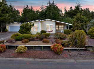 415 Sherwood Loop, Florence, OR 97439
