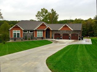 20 Lakeview Rd, Festus, MO 63028