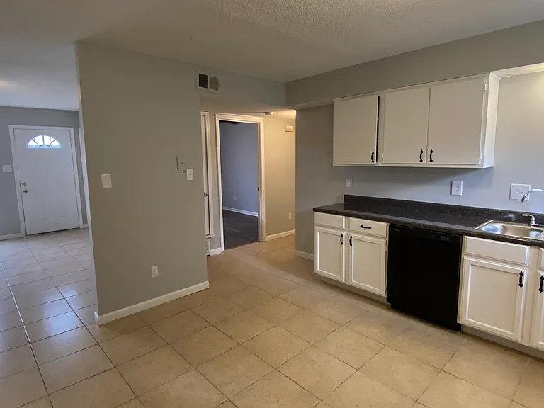 5343 Clinchport Cir — Photo 8
