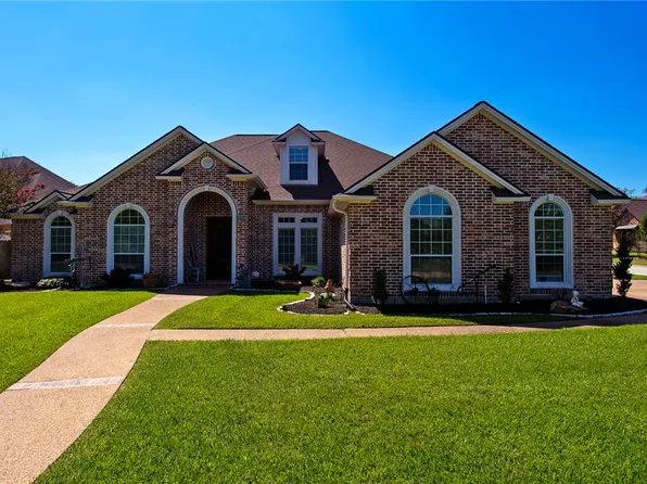2209 Rockingham Loop, College Station, TX 77845