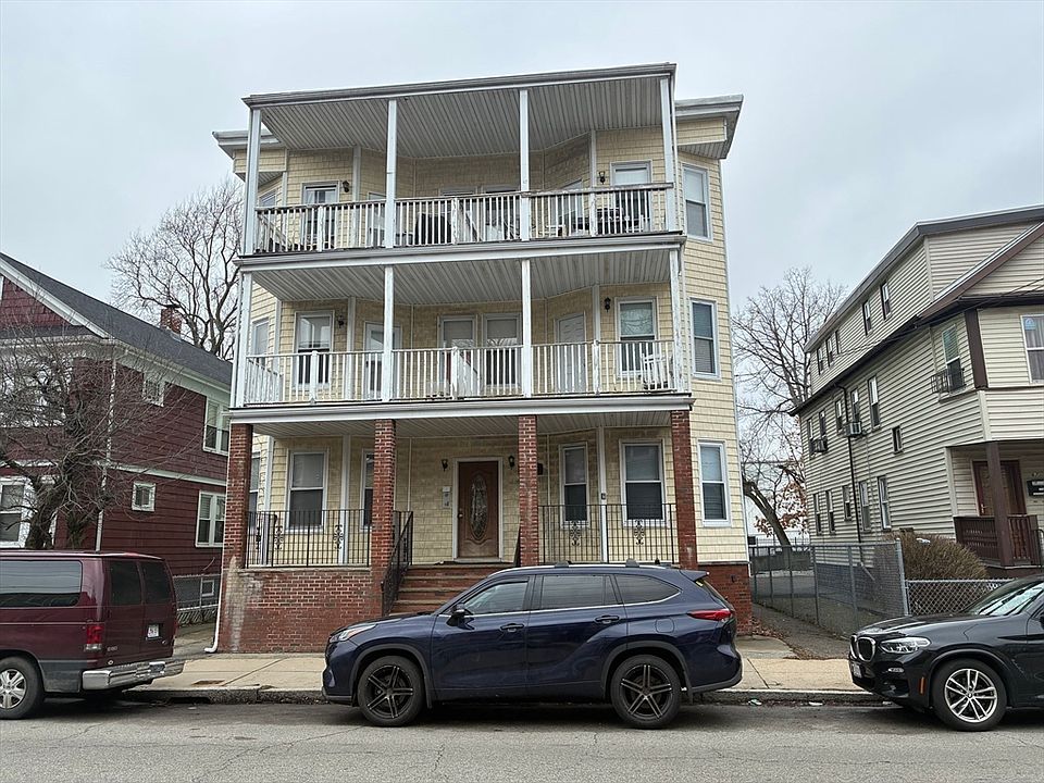 1st image of 71 W Selden St APT 3