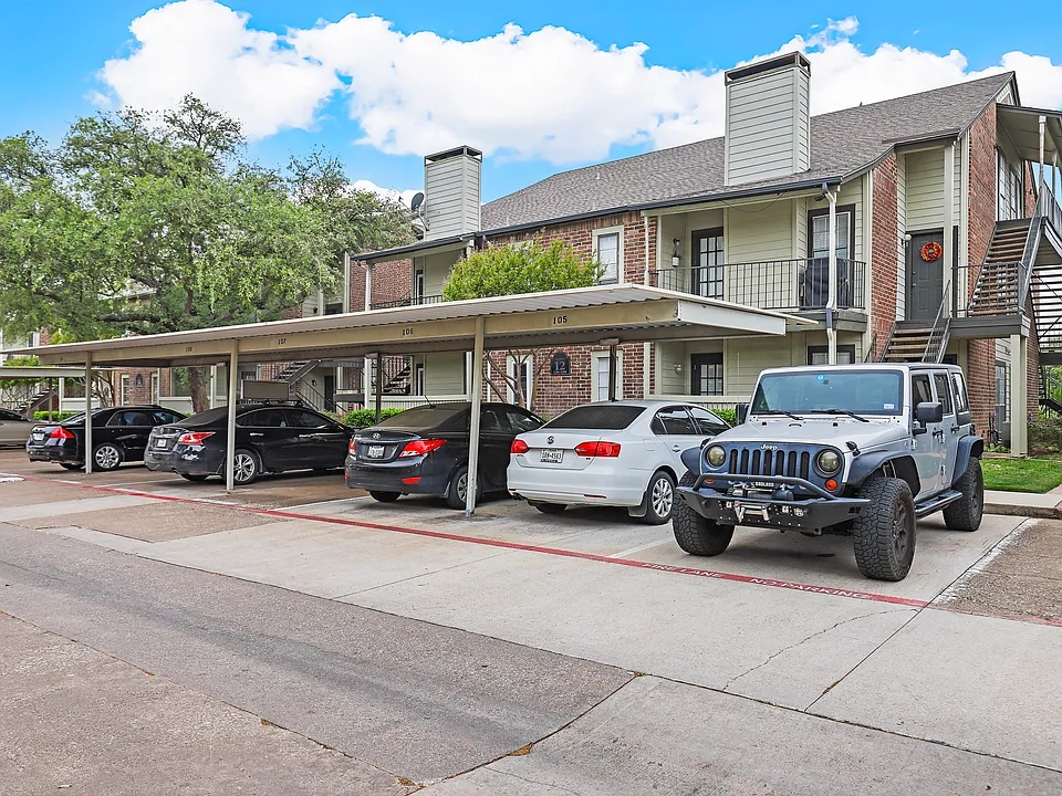 5981 Arapaho Rd #1203