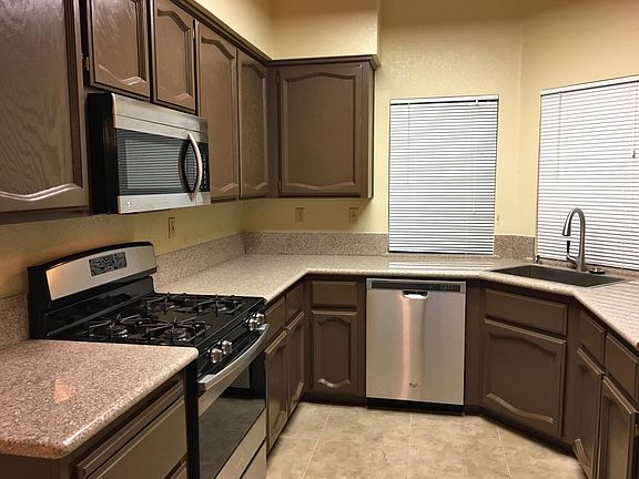 3rd image of 104 Lynton Ct