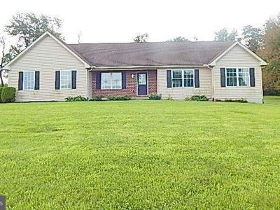710 Host Rd, Womelsdorf, PA, 19567