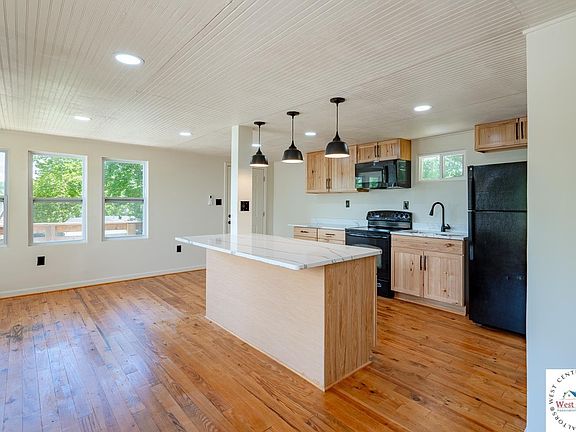 4th image of 2486 Lick Creek Rd