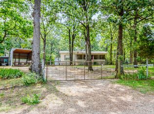2137 Hickory St, Mabank, TX 75156