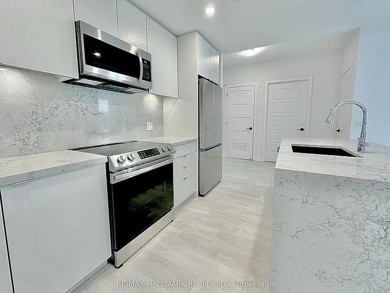 415 Sea Ray Ave #210 — Photo 7
