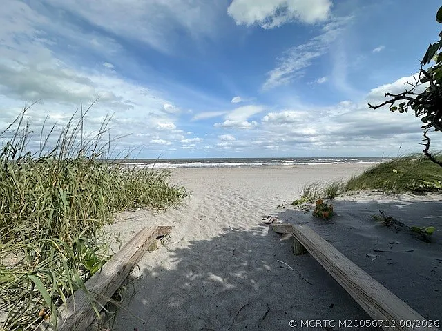 2 bed, 2.5 bath, 1250 sqft, $3,700 — Photo 1