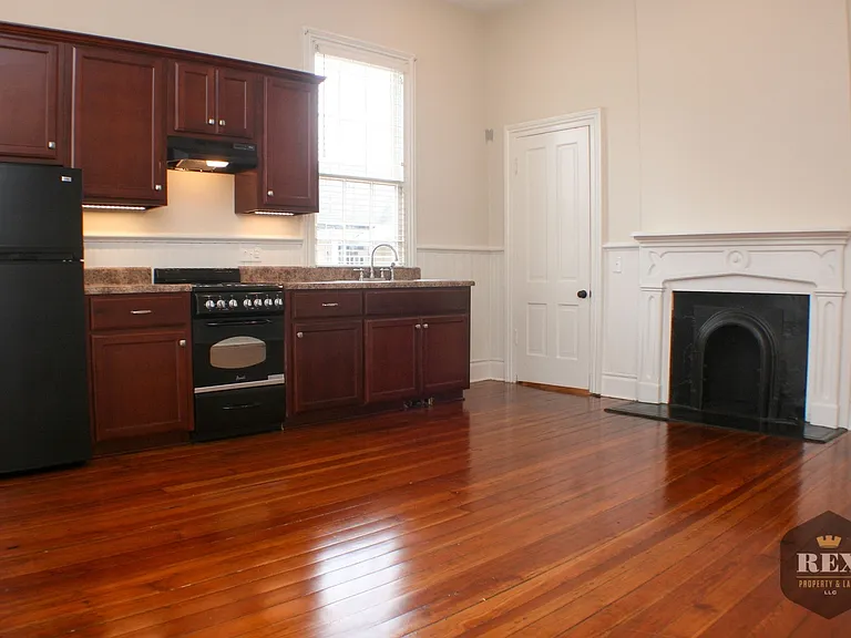 334 Greene St - Patrick-Pund House — Photo 3