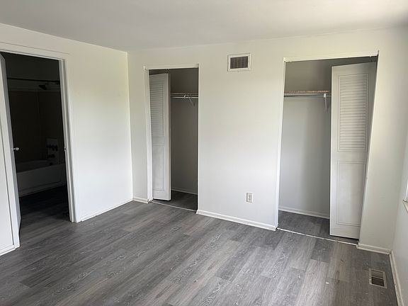 3rd image of 4222 Moller Rd