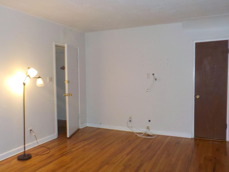 1st image of 7349 255th St #1