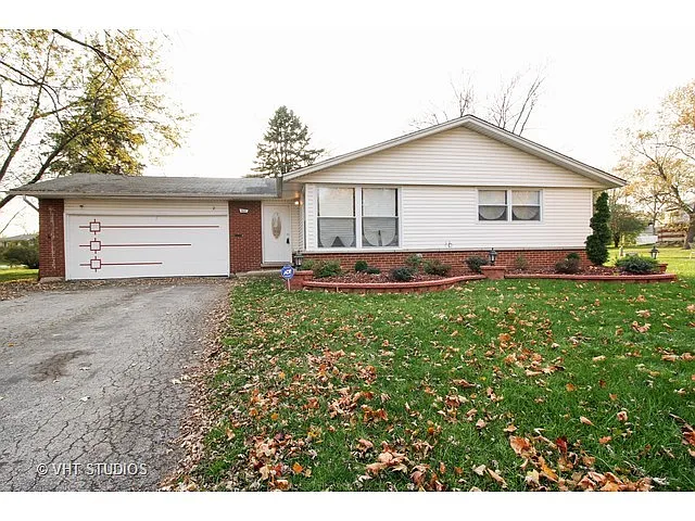 3221 Woodworth Pl photo 1