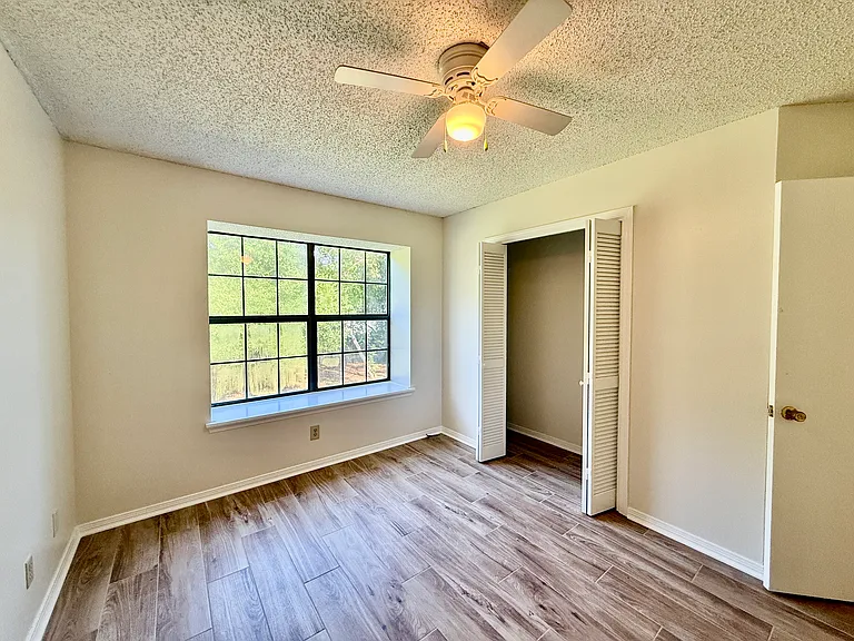 1516 Portside Dr — Photo 24