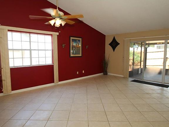 3rd image of 1338 Dunhill Dr