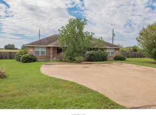 3619 Elaine Dr, Bryan, TX 77808
