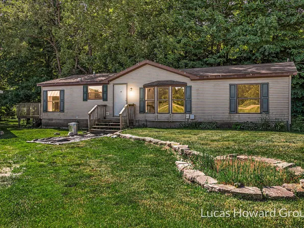 6088 W One Mile Rd, Hesperia, MI 49421