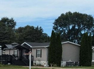1315 Sugar Tree Blvd, Caro, MI 48723