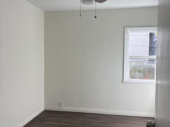4th image of 4713 W 168th St