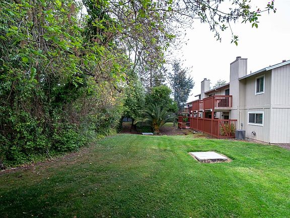5th image of 45 Salvatore Dr