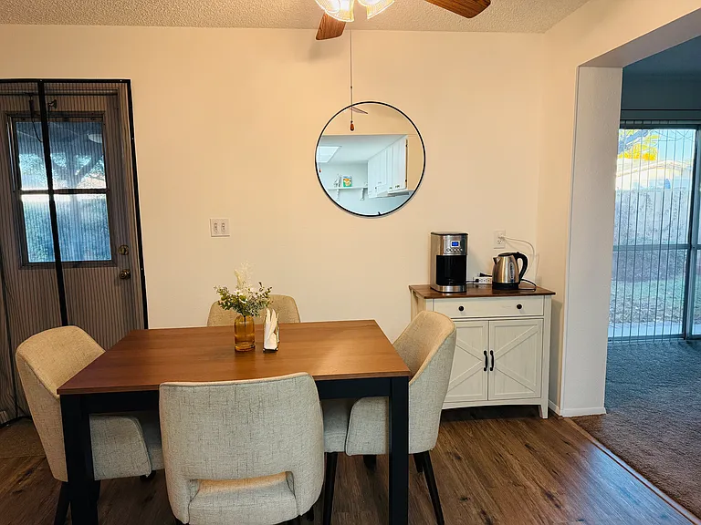 518 N Cheri Lynn Dr — Photo 8