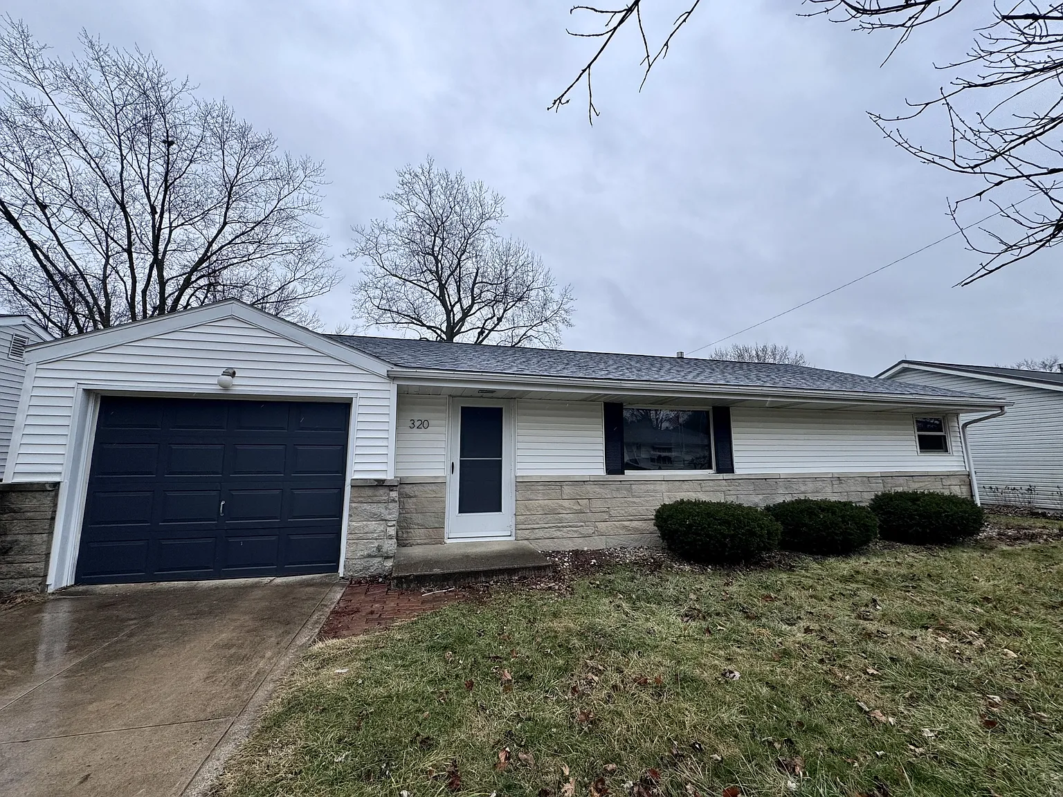 320 Magnolia Drive - 1 — Photo 1