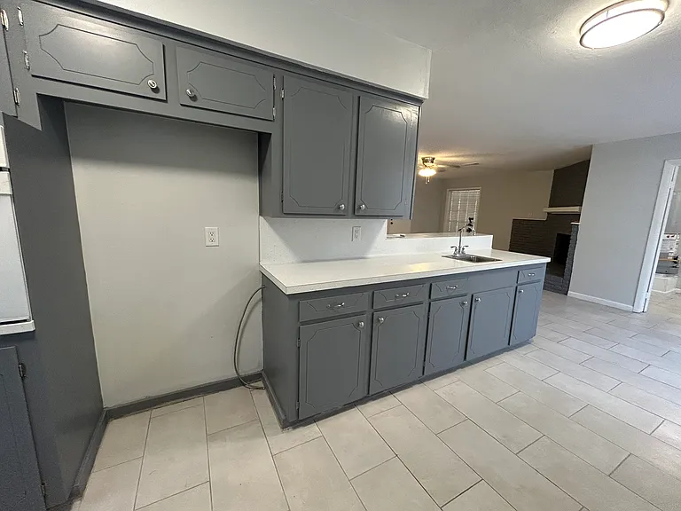 2512 Cherry Ln — Photo 17