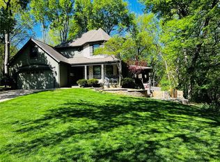 15608 Reeds St, Overland Park, KS 66223