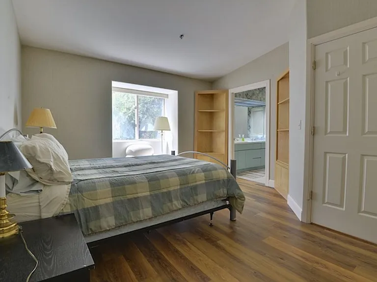 120 Country Club Dr #60 — Photo 11