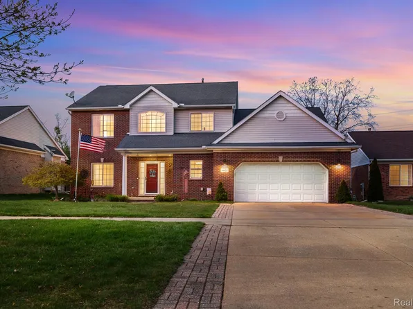 34422 Cowan Rd, Westland, MI 48185