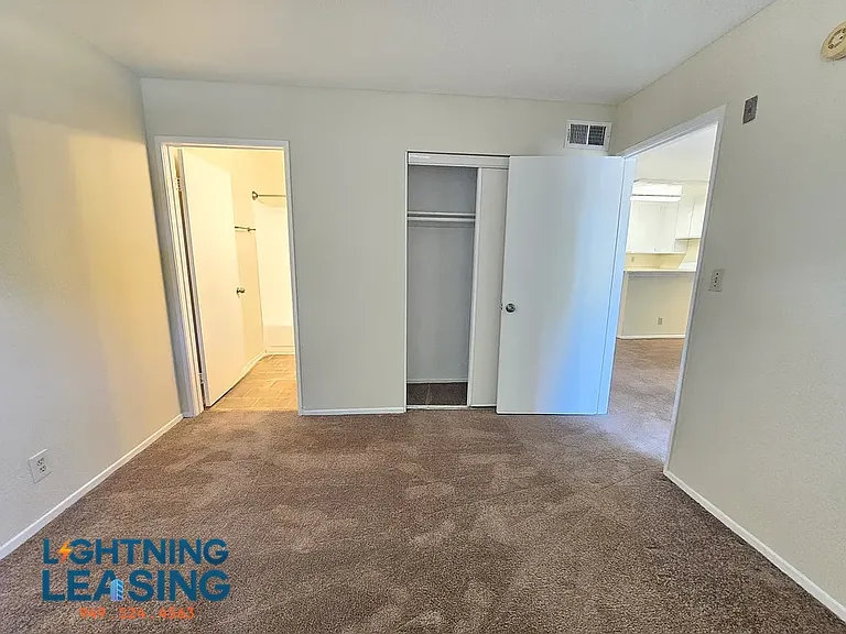 8731 De Soto Ave #101 — Photo 9