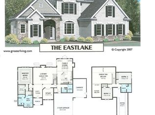 23 Charterpoint Rd, Watervliet, NY 12047