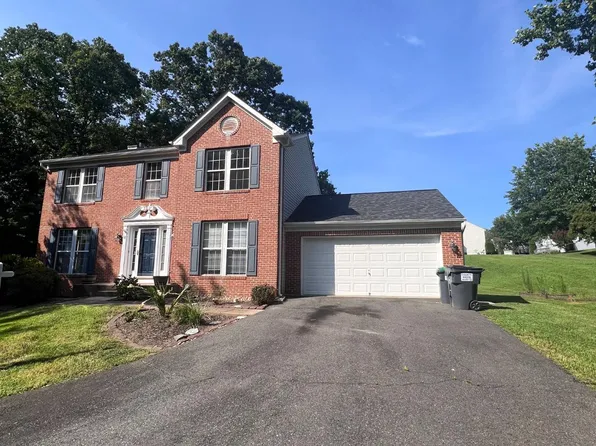 10 Jolie Ct, Fredericksburg, VA 22406