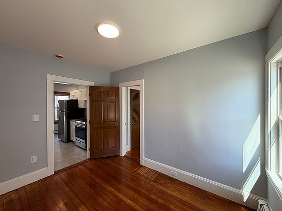 5th image of 117 Merrymount Rd #1