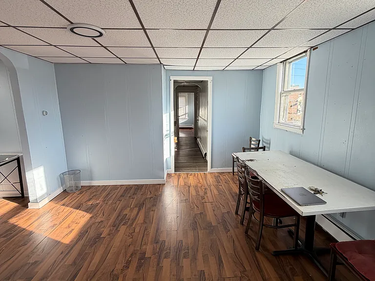 13 Abbott St #1 — Photo 2