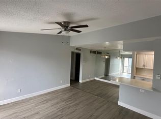 9550 Deering Dr APT 208, Houston, TX 77036