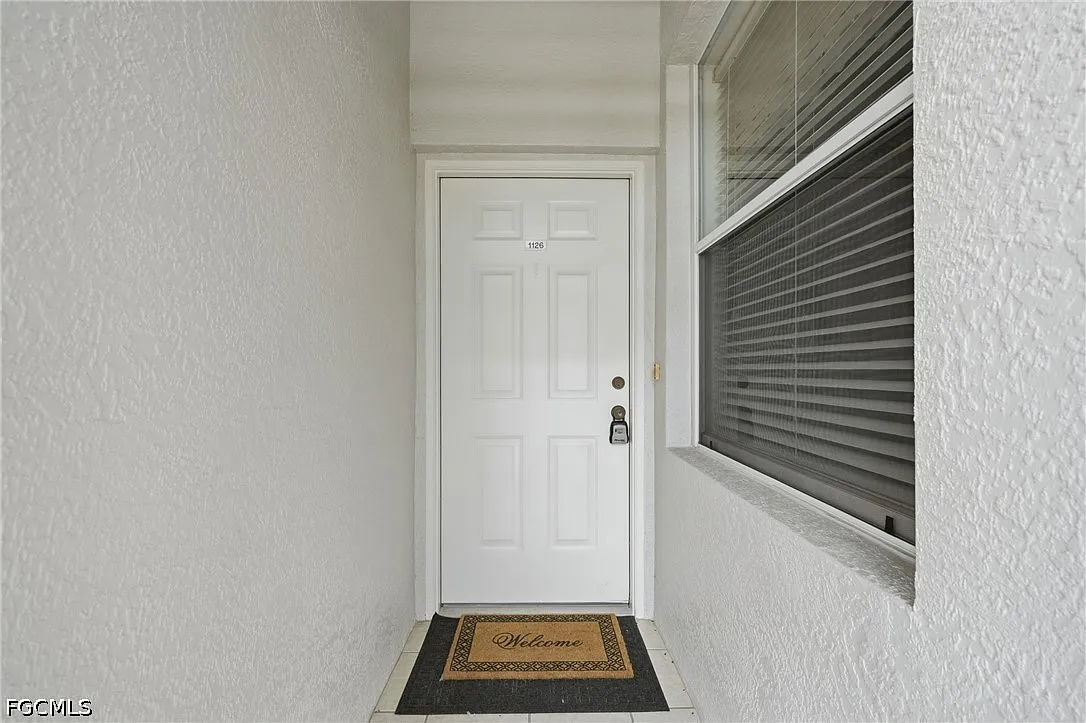 2 bed, 2.0 bath, 1149 sqft, $2,300 — Photo 4