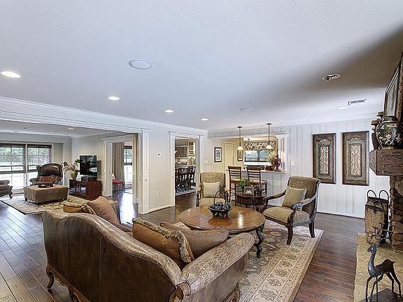 5th image of 10926 Wickline Dr