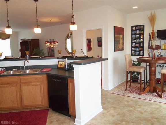 5th image of 4812 Almandine Ave