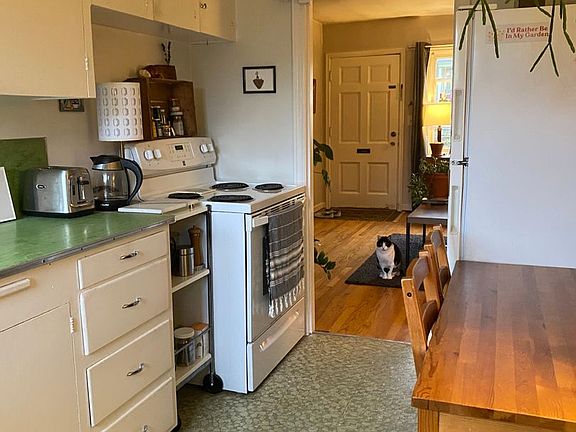 4th image of 4021 SE Belmont St #9d2f40185