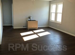 591 4th St #3, Fall River, MA 02721