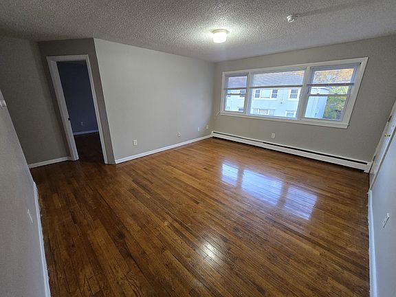 3rd image of 321 Quinnipiac Ave #5E