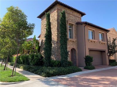 81 Bianco, Irvine, CA, 92618