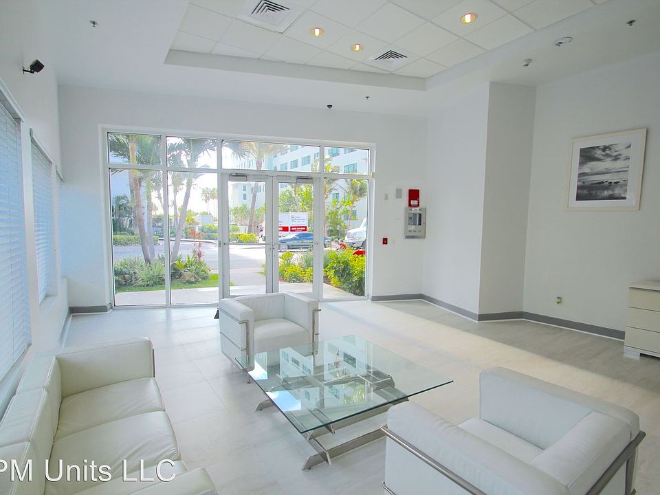 1st image of 6362 Collins Ave #402